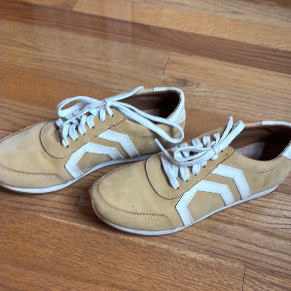 Root Collective Jessie Sneakers in mustard suede